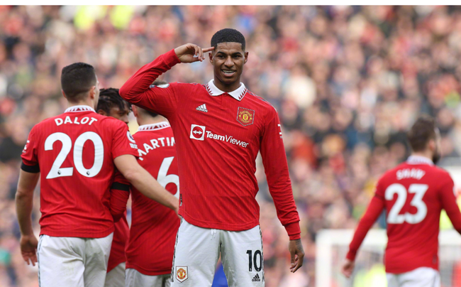 及其他队友 及其他队友